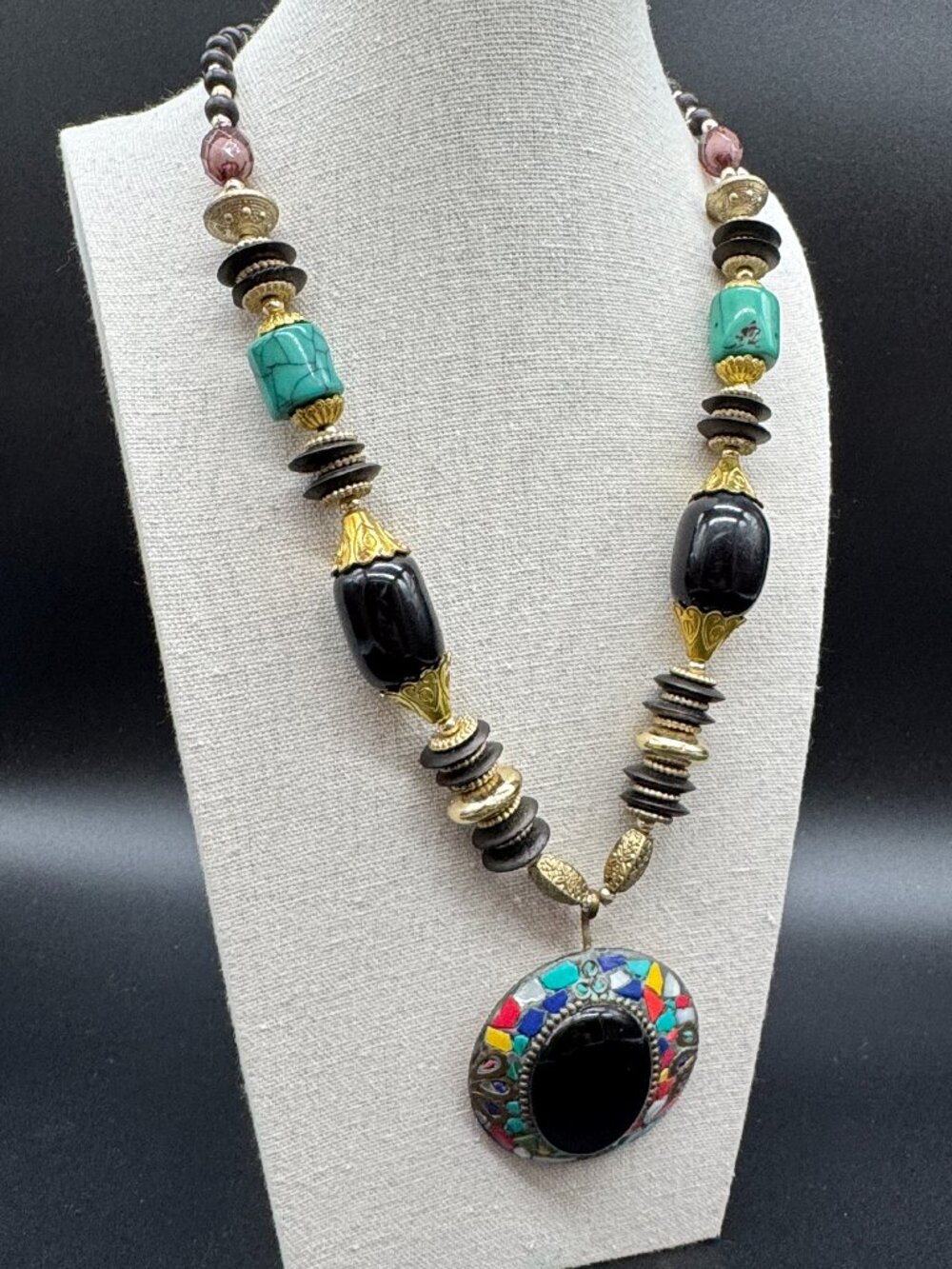 VTG Chunky Boho Pendant Necklace Mixed Mediums Multicoloured 20 in + pendant